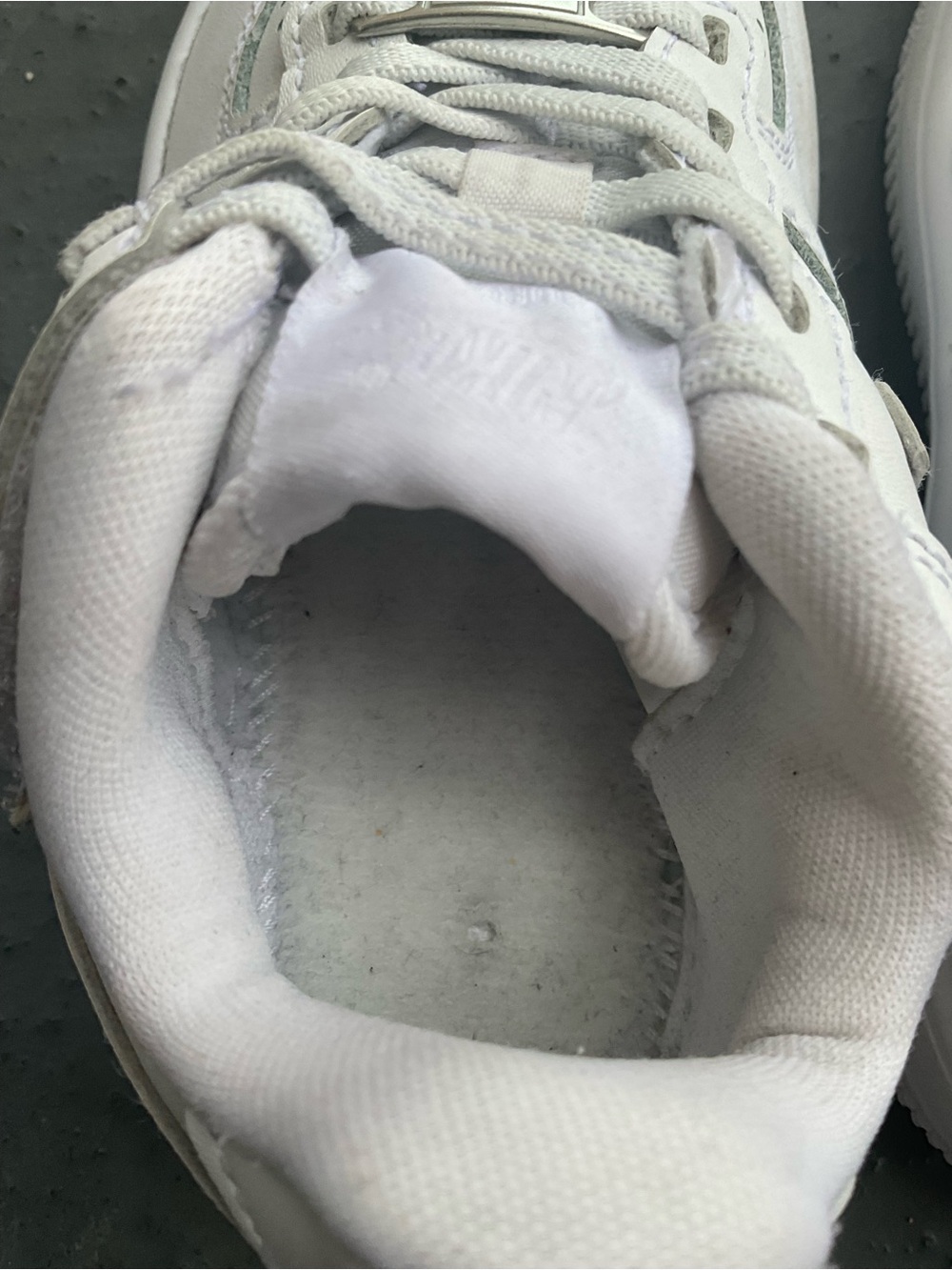 Nike Air Force 1 Low Lace WHITE/WHITE size 9C - Picture 9 of 9